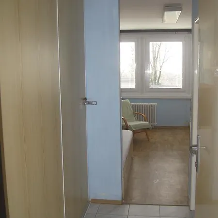 Domov Mladeze * Mělník